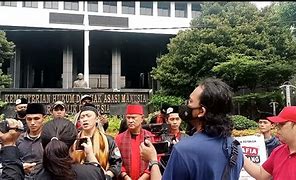 Demo 411 Menuntut Apa Yang Terjadi